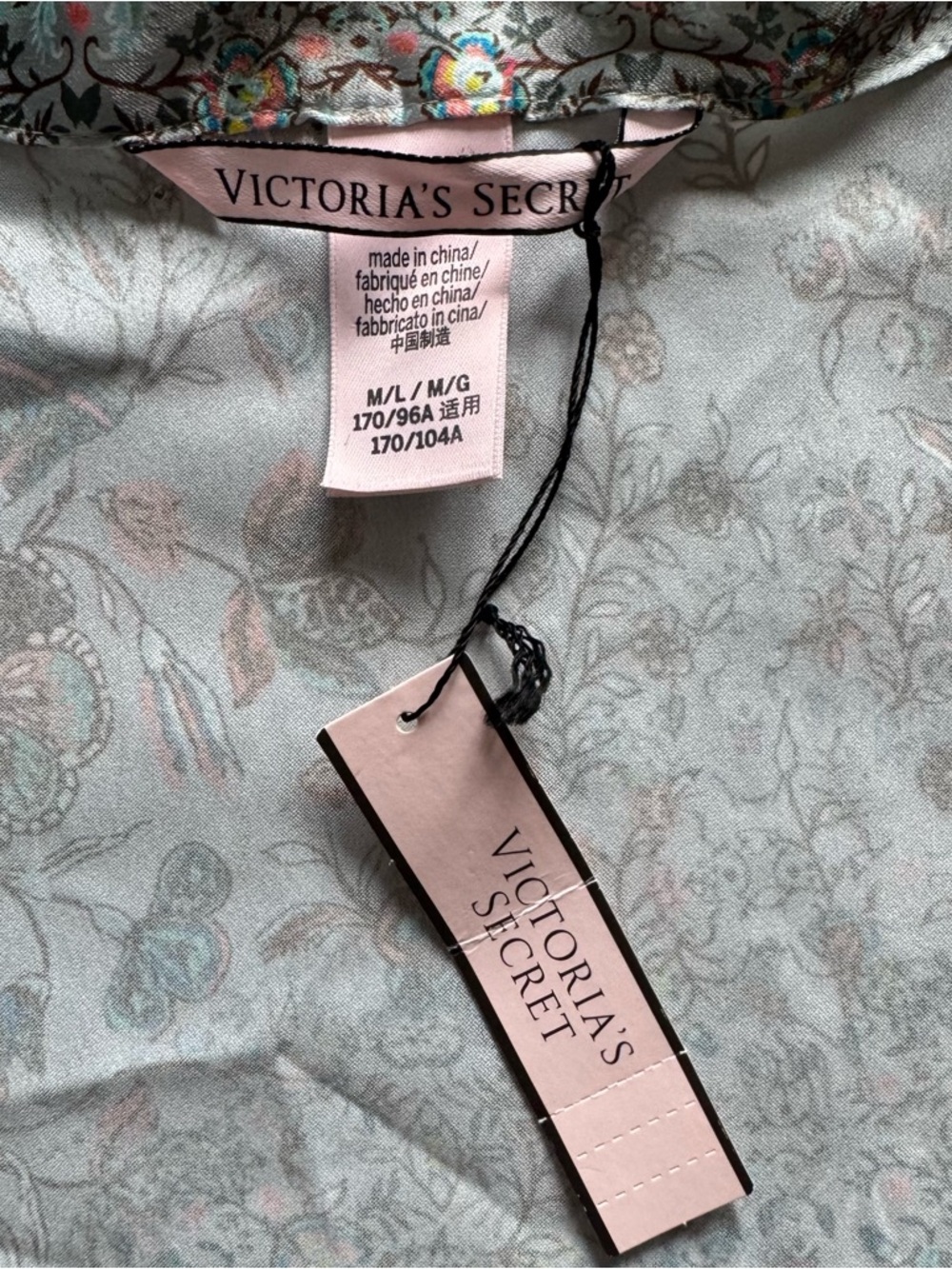 Victoria’s Secret Dream Angels Satin Floral Kimono Robe M/L NWT - Picture 11 of 12